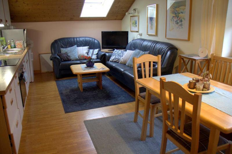 Ferienwohnung Galerie 7 Riegersdorf Bagian luar foto